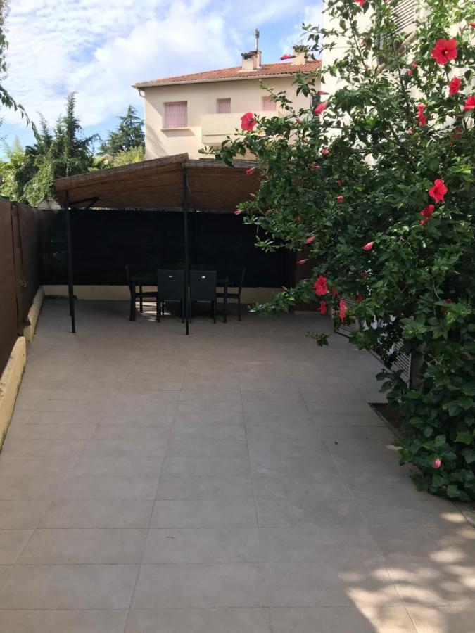 Sleep In Antibes City Center Apartment Екстериор снимка