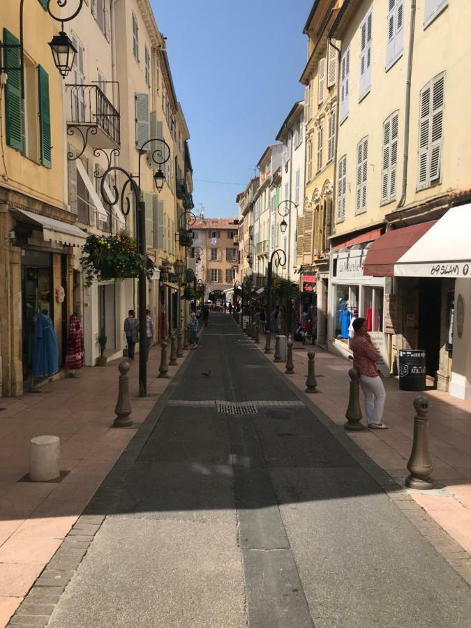 Sleep In Antibes City Center Apartment Екстериор снимка